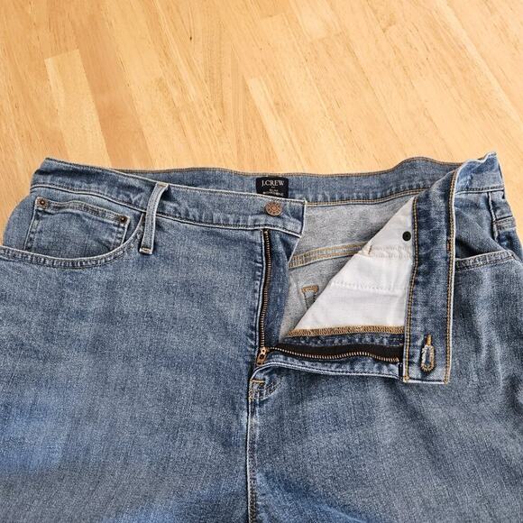 J. Crew Slim Boyfriend Jeans Re-Imagined - Med Wash - size 34 - EUC - Picture 4 of 9